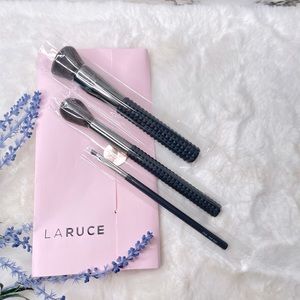 🌸LARUCE BEAUTY - On The Go Set - 3 Brush Set🌸
